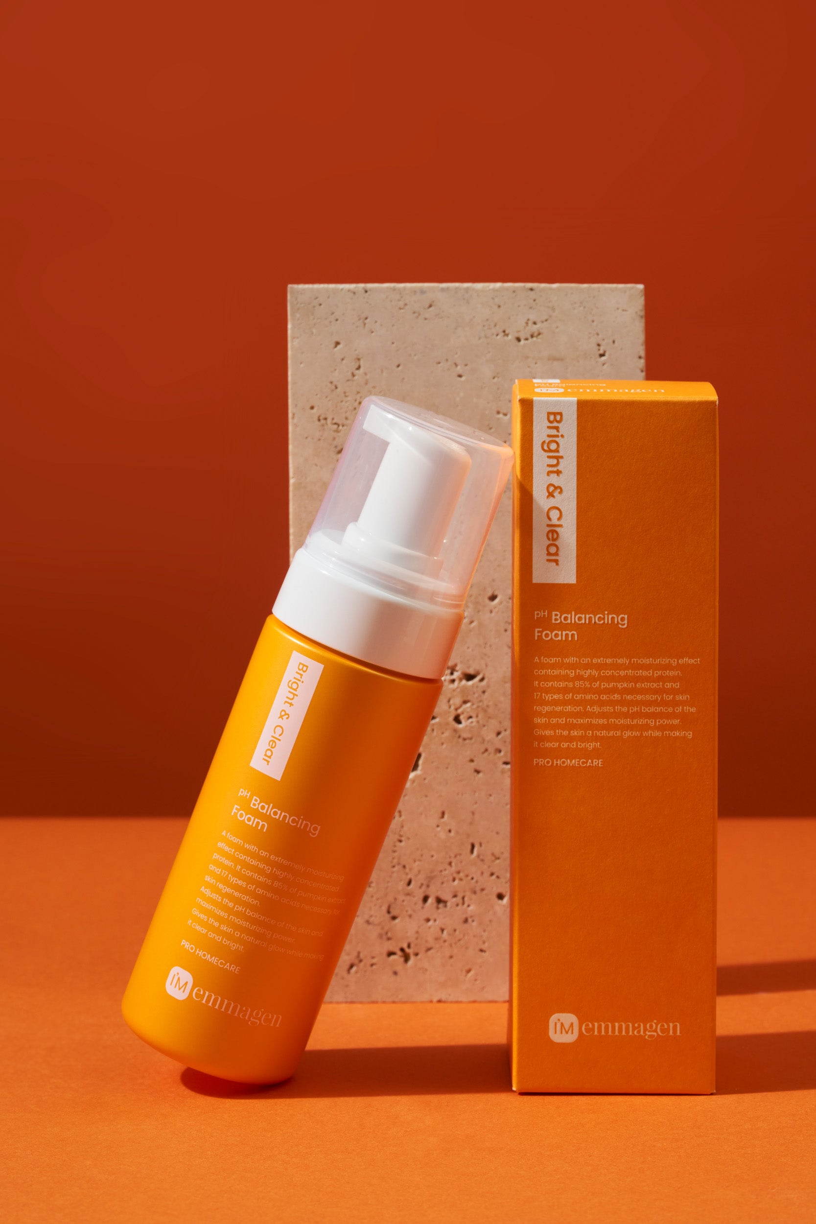 Flacon en doos Bright & clear balancing foam