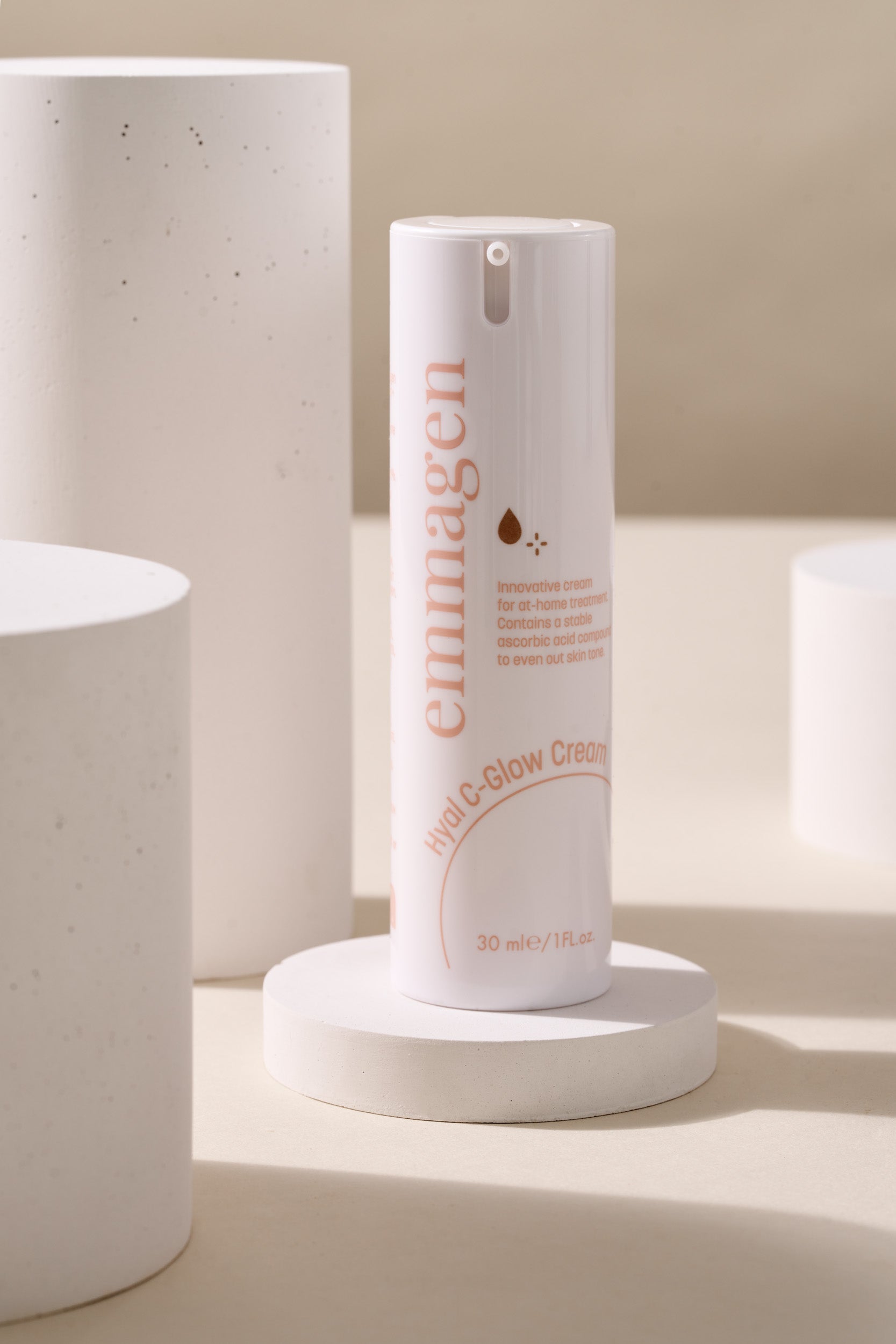 flacon  Hyal C-glow cream