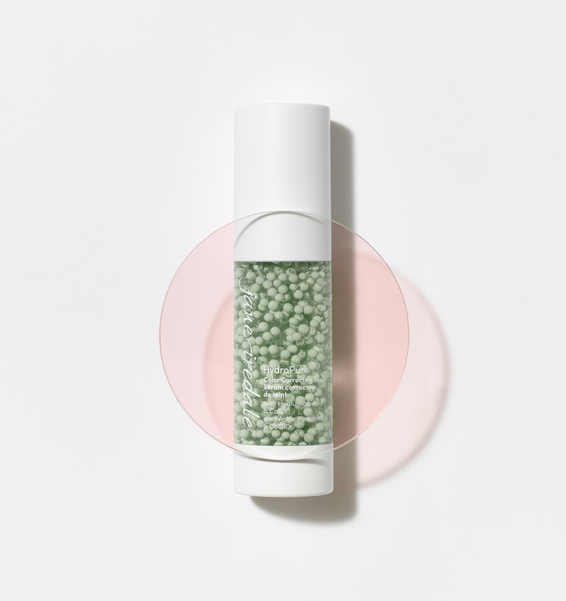 foto van serum met groene tint die roodheden camoufleert